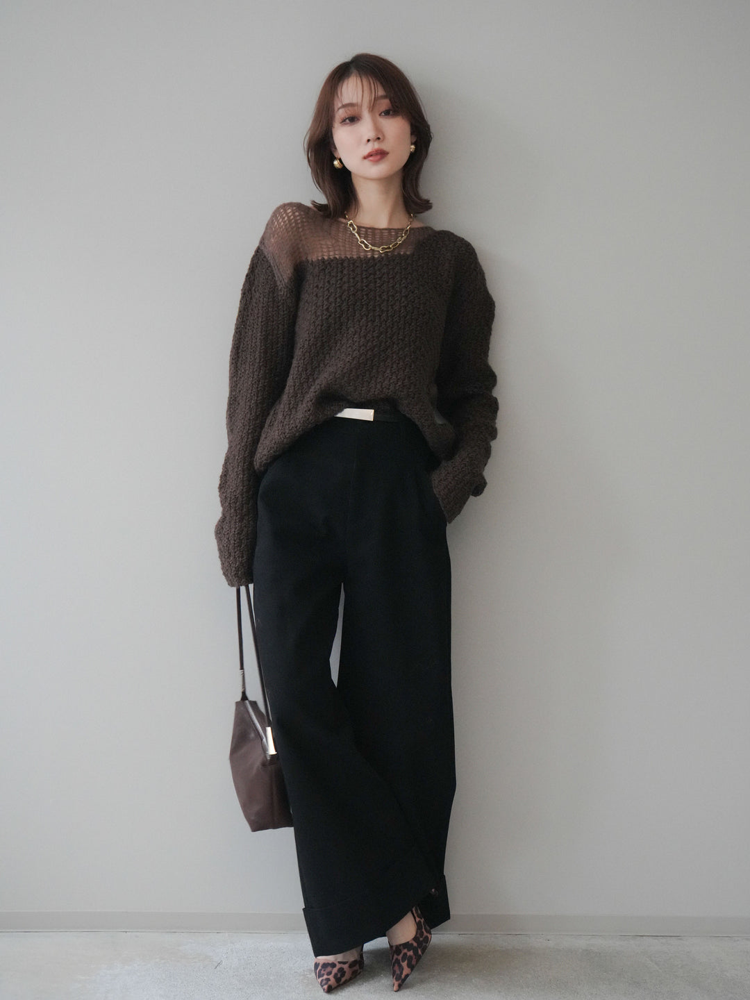 [予約]ベルト付き折り返しコットンツイルワイドパンツ/black