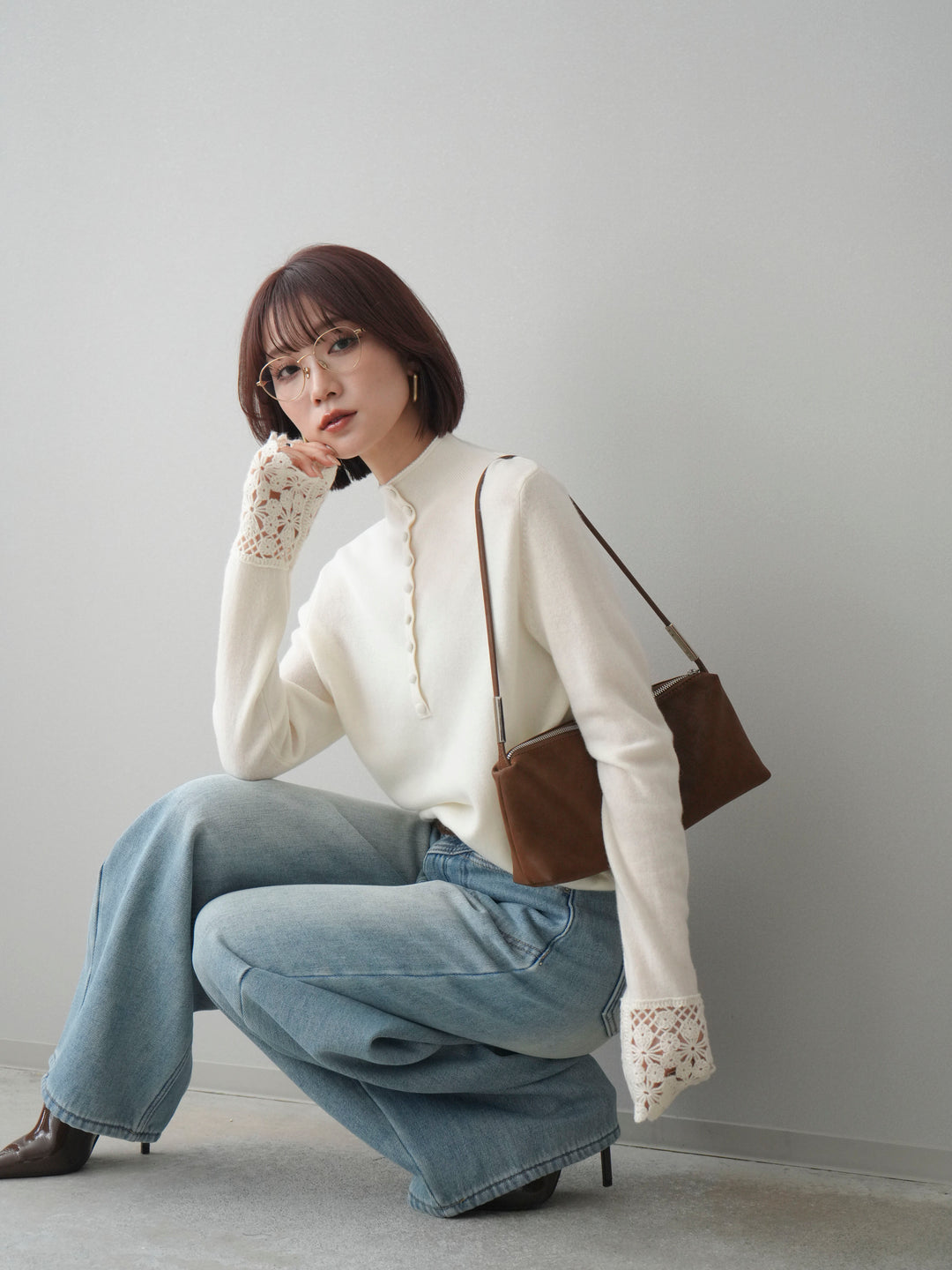 [予約]袖スカラップレースフロントボタンウールニットトップス/white