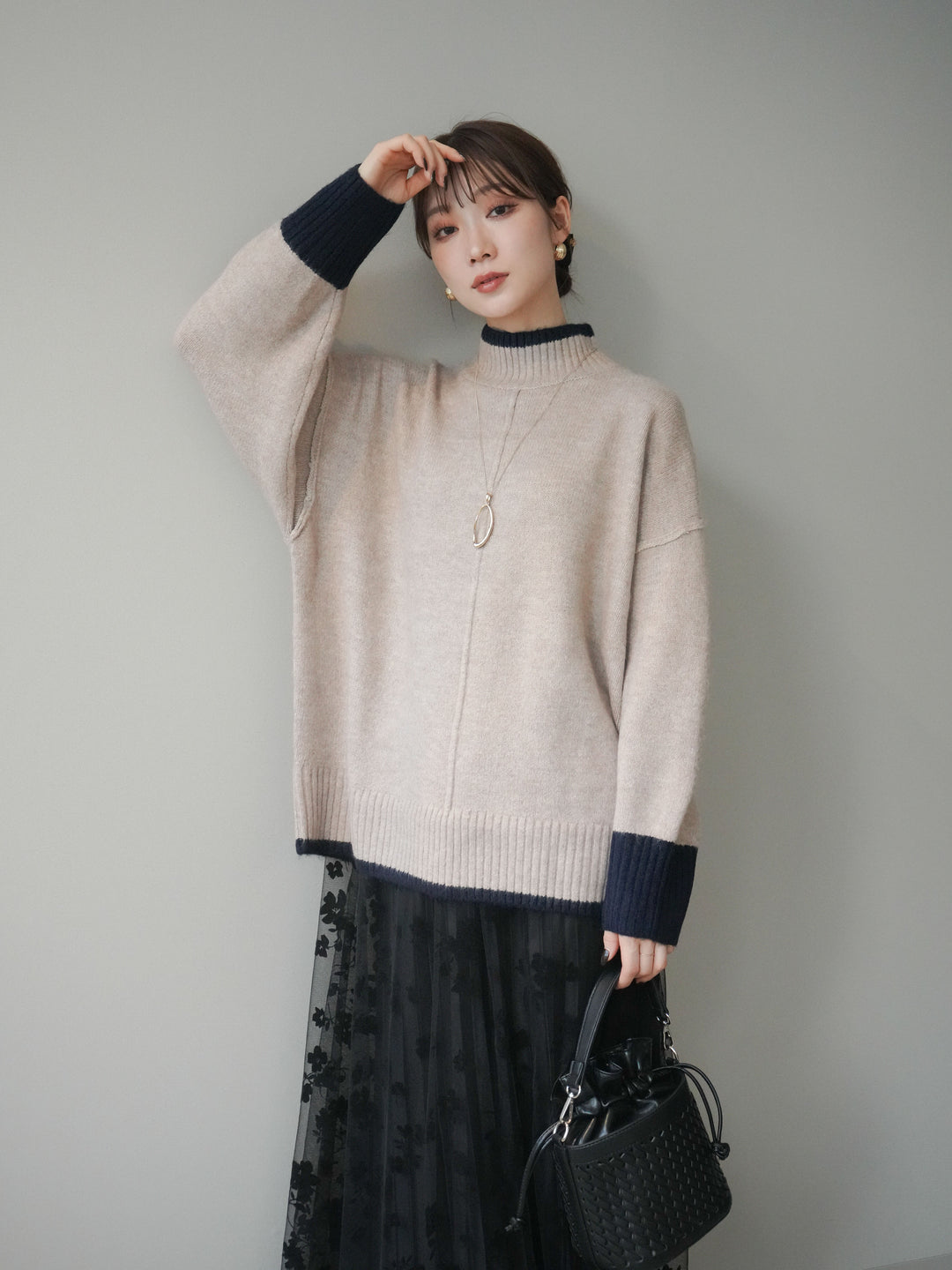 [予約]配色ハイネックニットプルオーバー/beigenavy
