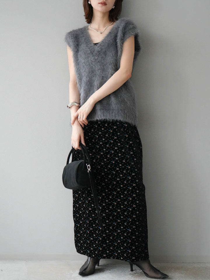 [予約]ベロアフラワープリントIラインスカート/ブラックxイエロー