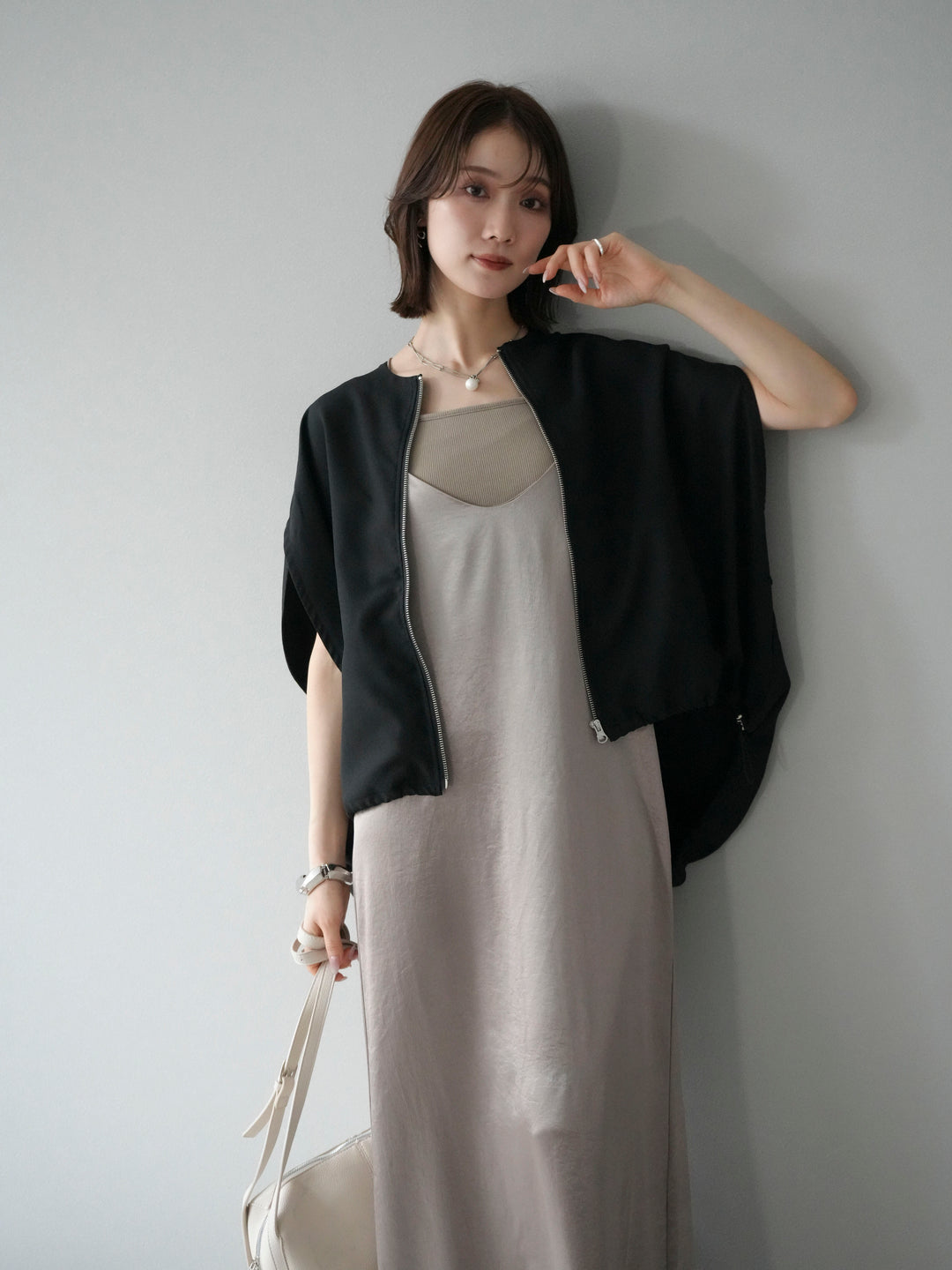 [予約]スリーブレスドロストZIPブルゾン/ブラック