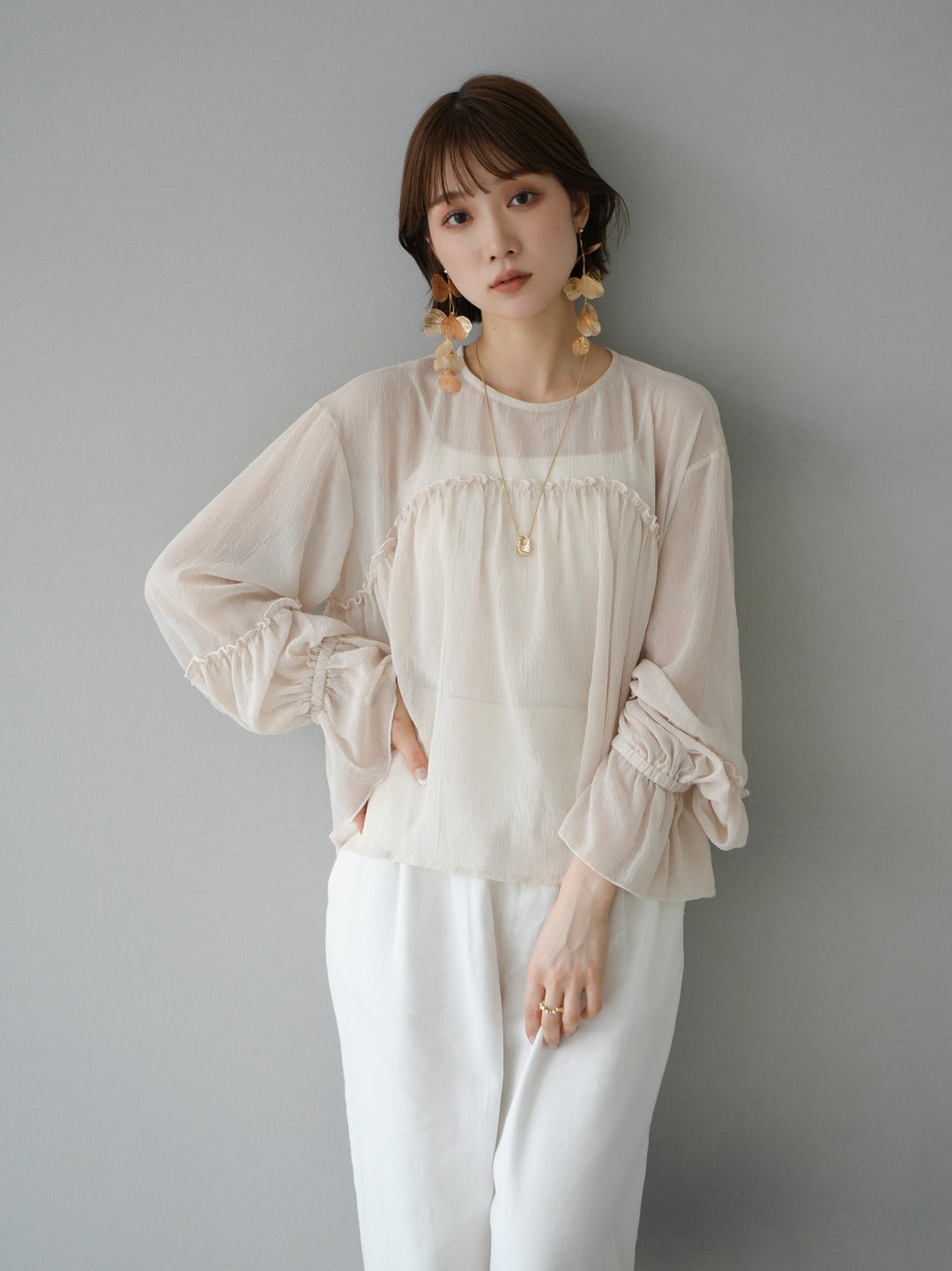 [SET] Willow sheer volume gathered blouse + selectable accessory set (2 sets)