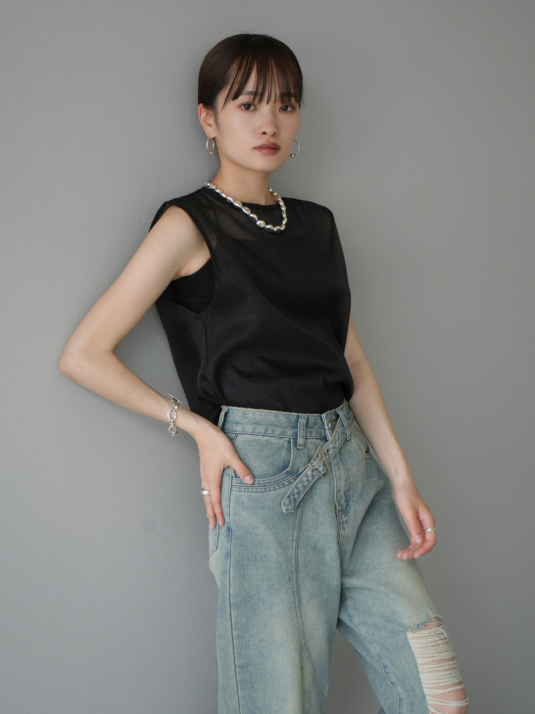 [SET] Organdy sleeveless top + belt asymmetrical damaged denim (2set)