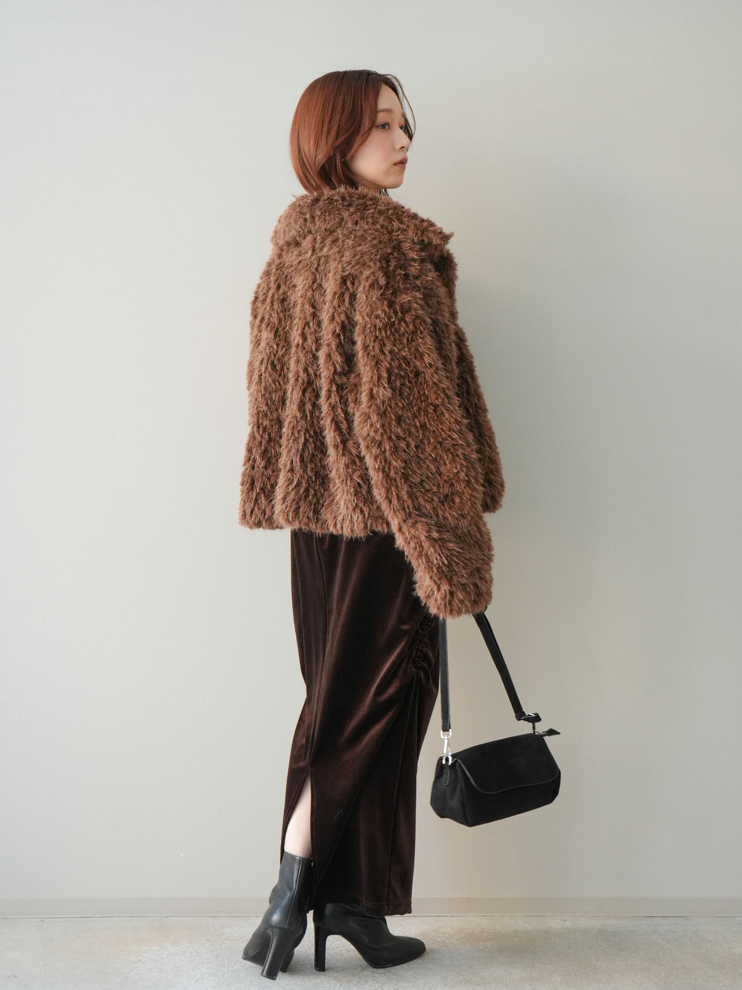 [SET]フェイクファー襟付きショートブルゾン+ギャザーベロアスカート(2set)