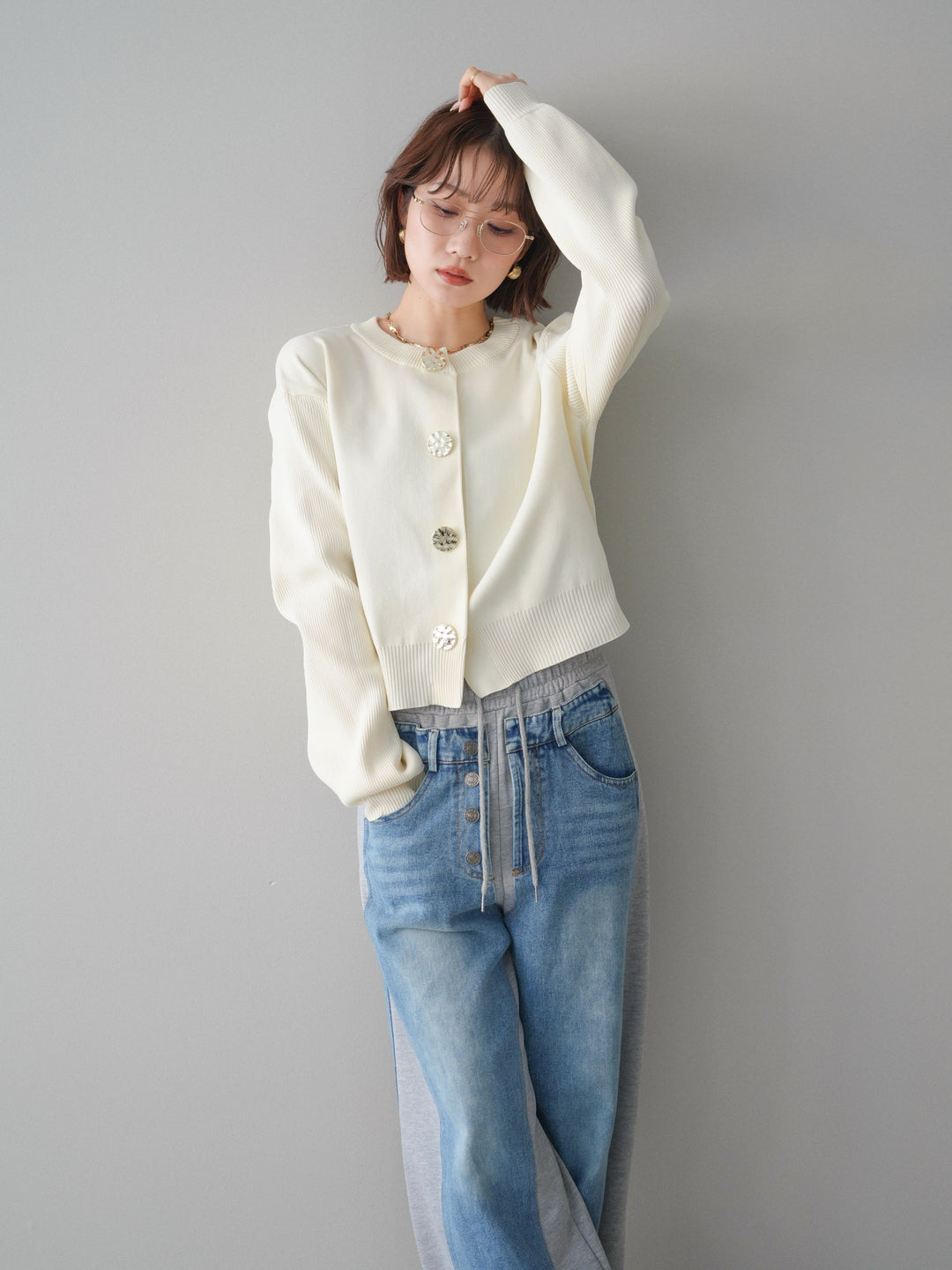 [SET]メタルボタンクルーネックニットカーディガン+デニム切替スウェットパンツ(2set)