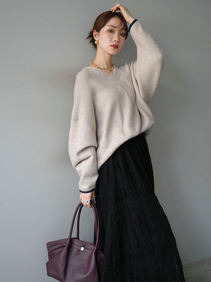 【預購】V領拼色袖針織套頭衫/米色