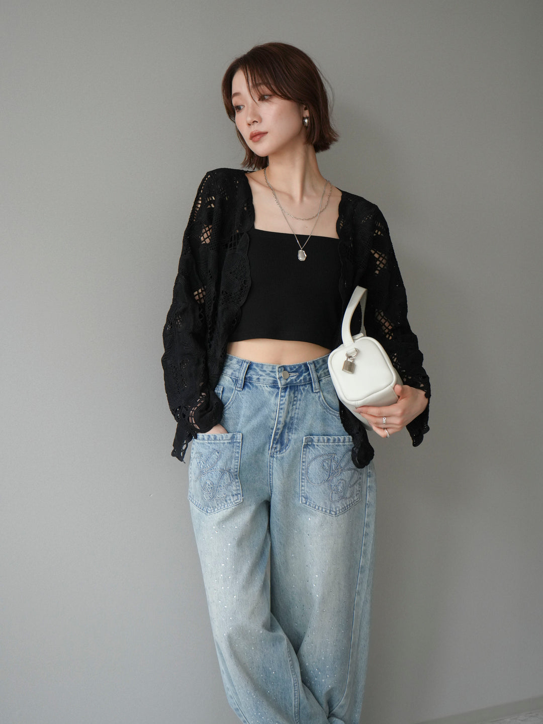 【套裝】3D蕾絲蕾絲上衣+內建胸罩羅紋抹胸吊帶背心（兩件組）