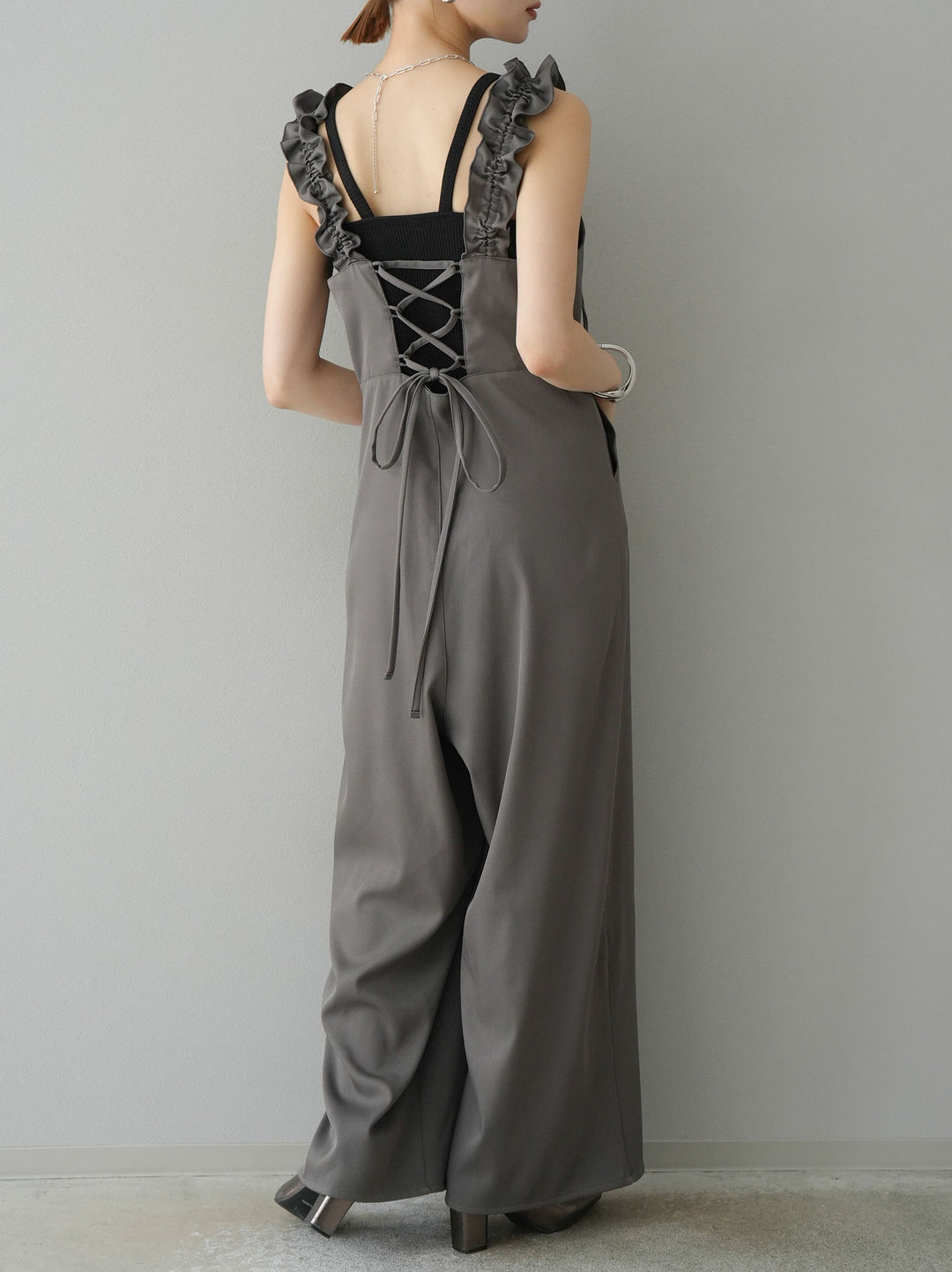 [預訂] 繫帶荷葉邊連身衣/灰色