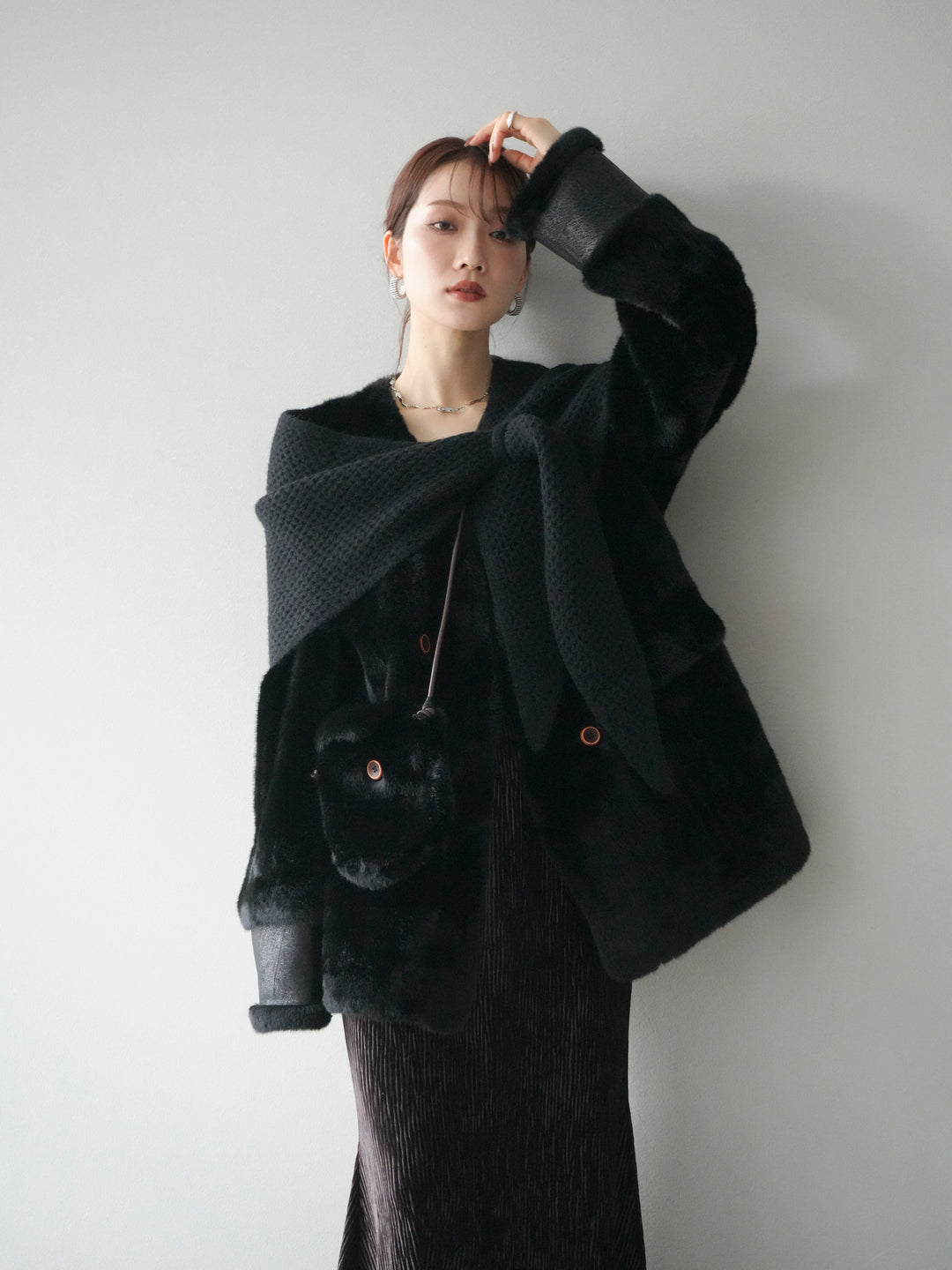 [SET]バッグ付エコファーノーカラーコート+選べるアクセセット(2set)