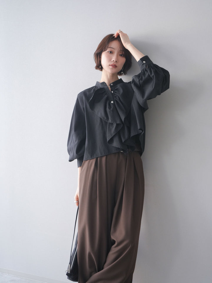 [予約]ラッフルフレアショートブラウス/black
