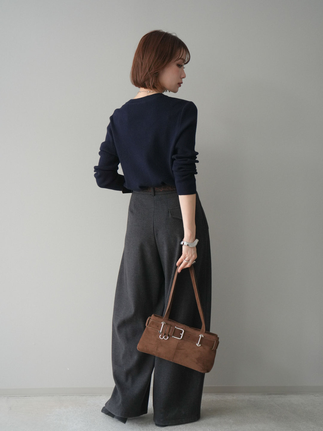 [SET]バイカラーデザインポケット配色ヘンリーネックニットソー+アニマル柄ベルト付きウールタッチワイドパンツ(2set)