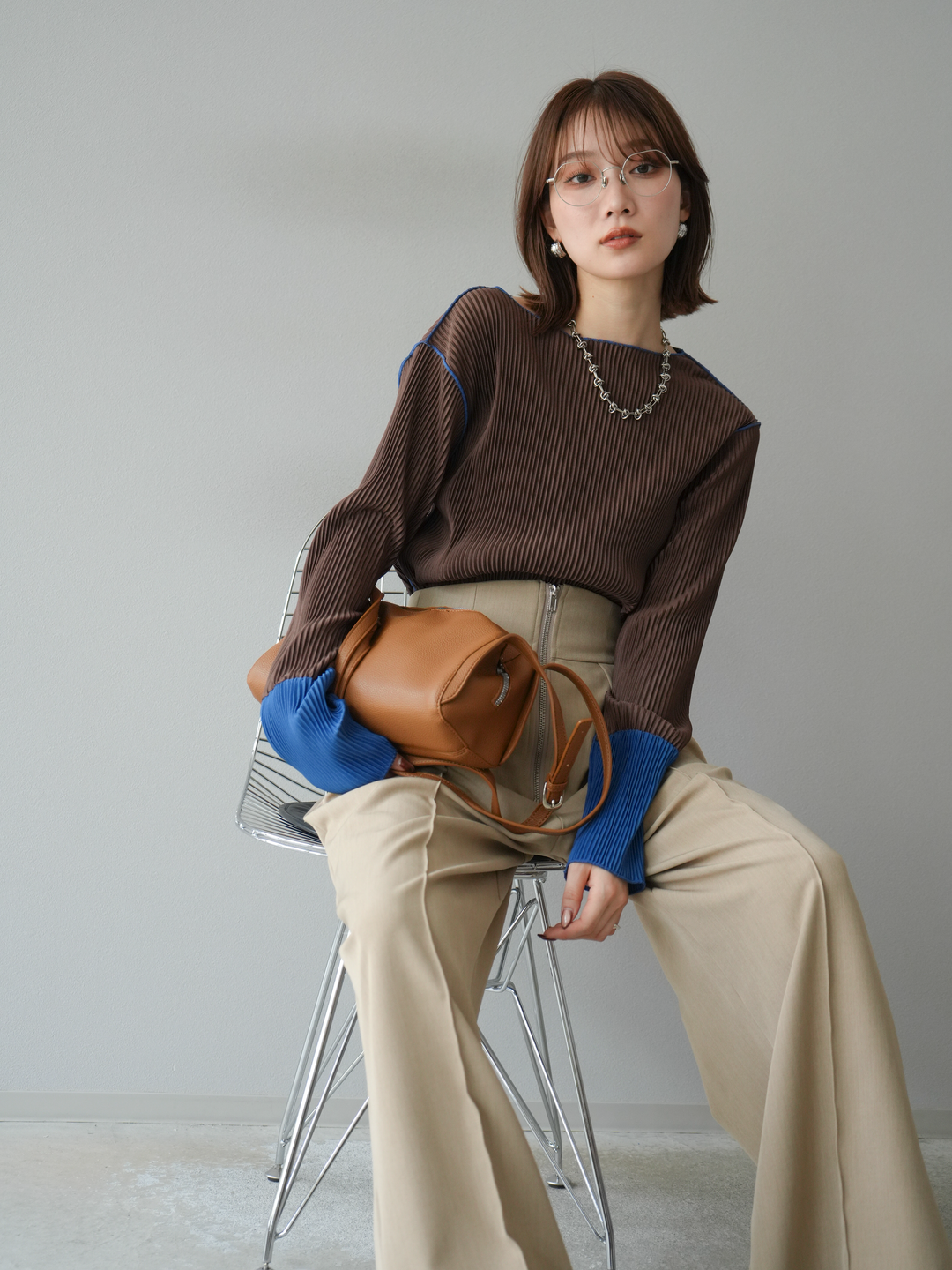 [予約]バイカラープリーツトップス/ブラウン