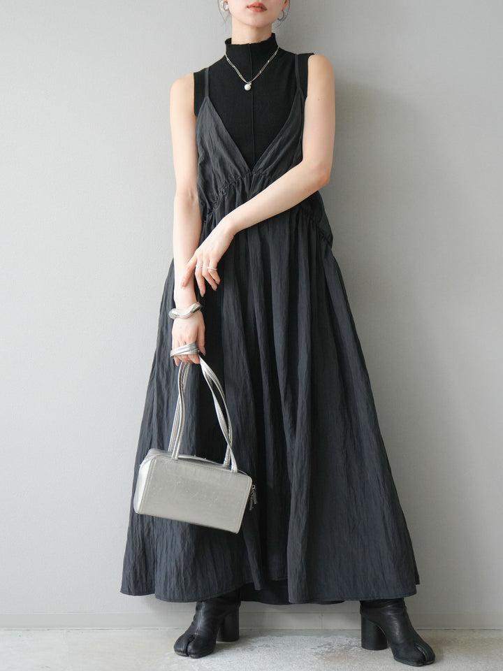 [予約]シボ加工シャイニーキャミワンピース/ブラック