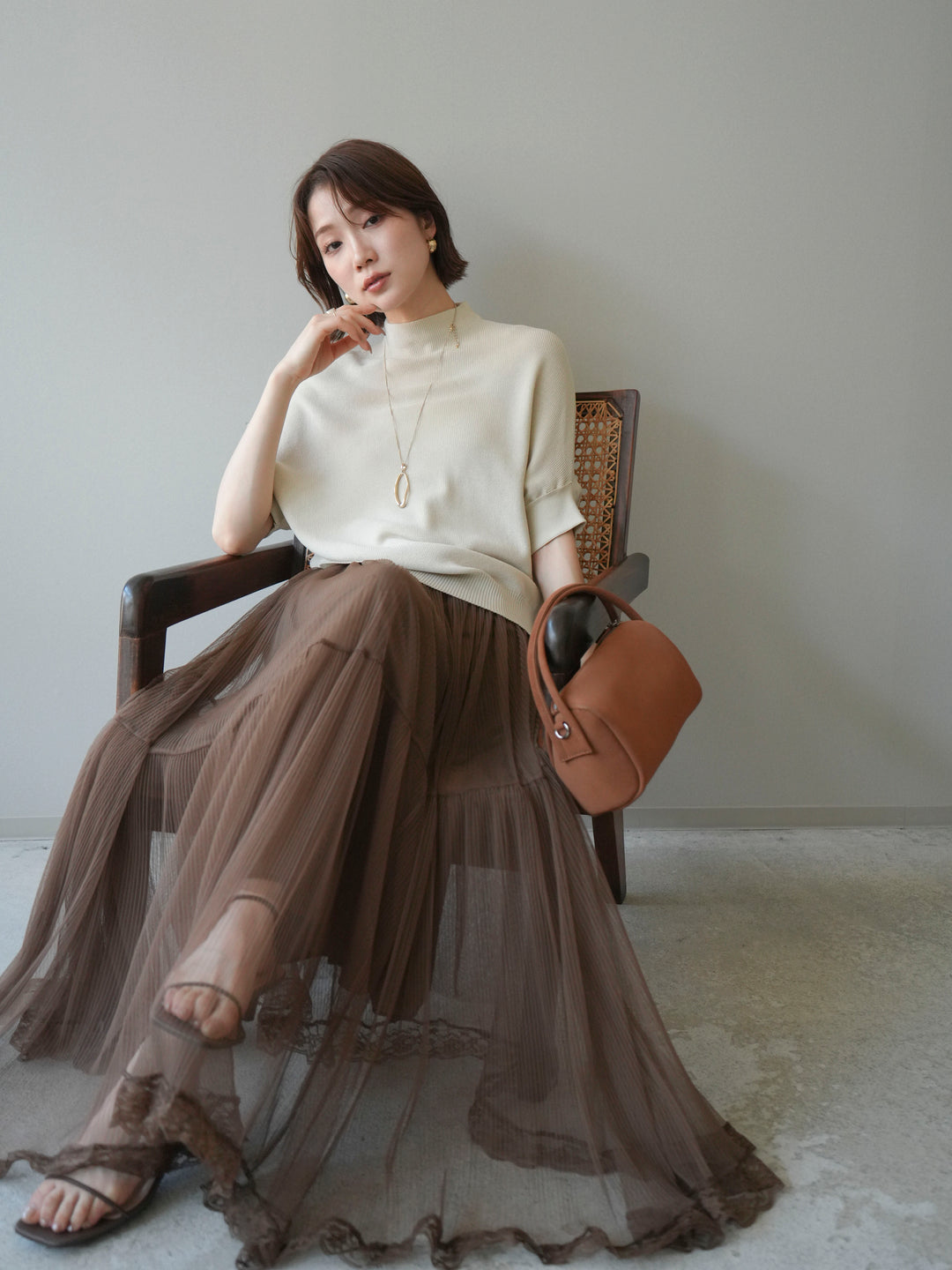 [予約]ボトルネックロールアップ半袖ニット/beige