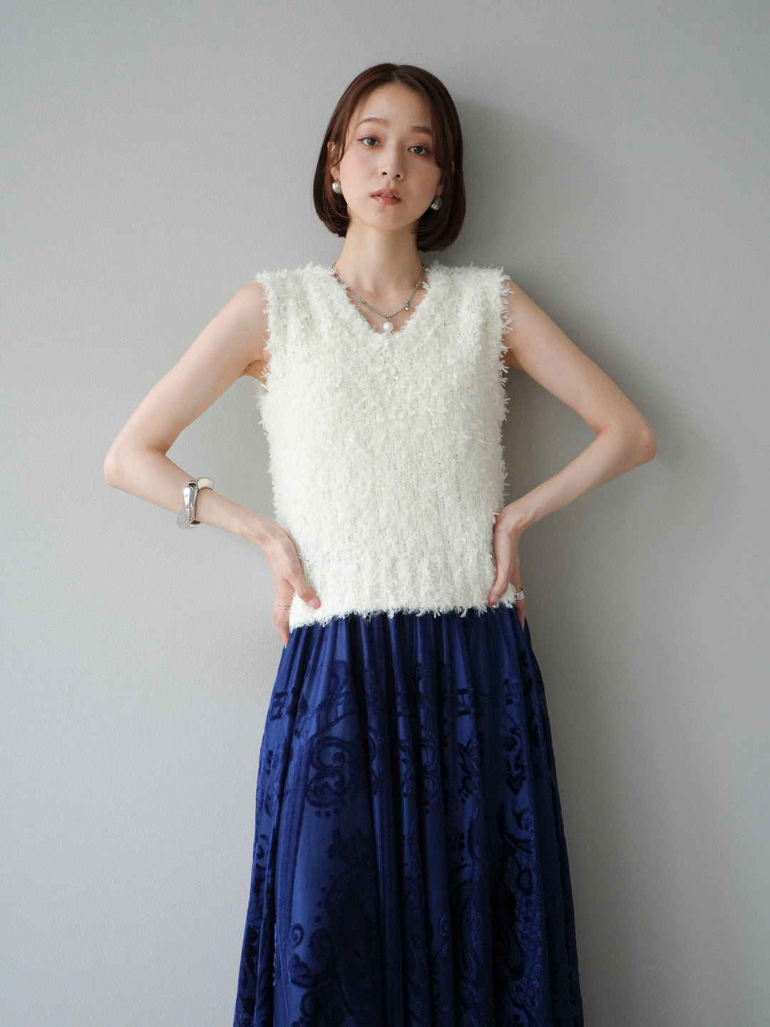 [SET]テープヤーンフリンジニットベスト+アンティーク柄フロッキーマキシスカート(2set)