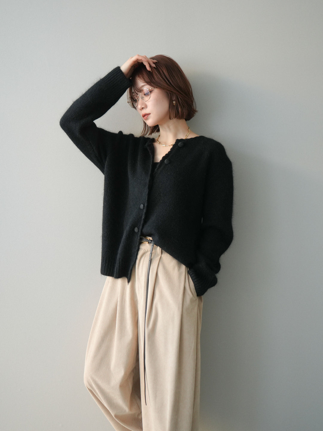 [SET]くるみボタンニットカーディガン+コーデュロイサイドタックコクーンパンツ(2set)