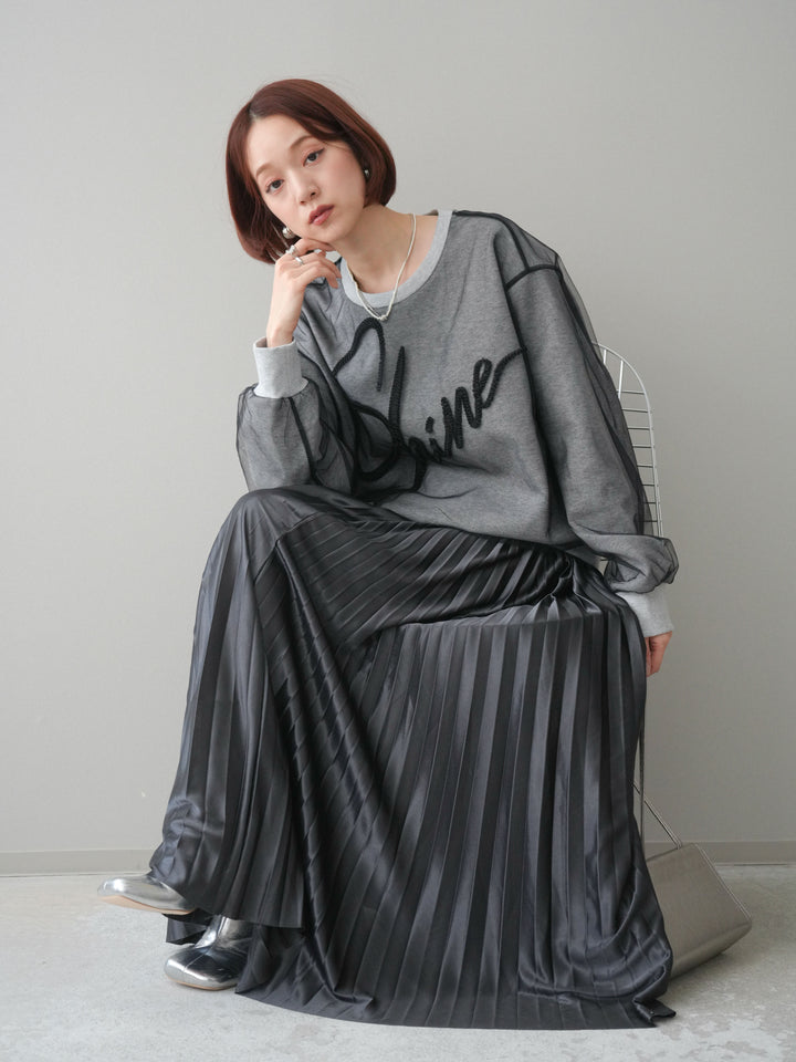 [SET]チュールレイヤードロゴスエットプルオーバー+サテンプリーツマキシスカート(2set)