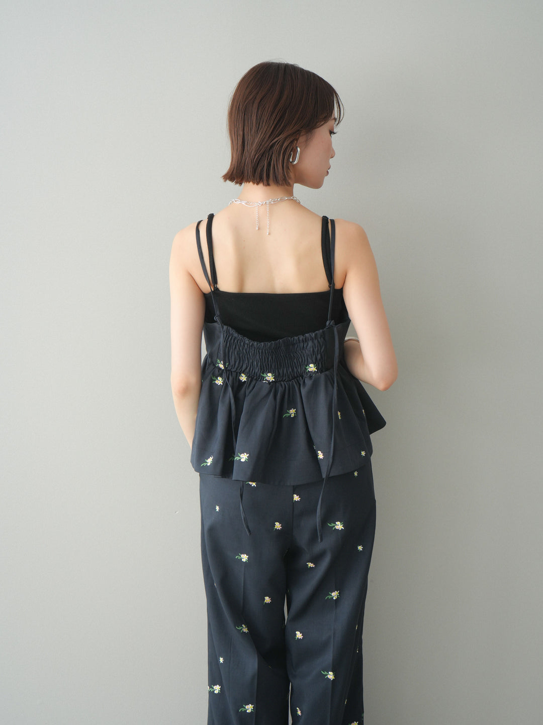 [SET]フラワー刺繍ビスチェ+フラワー刺繍タックパンツ(2set)