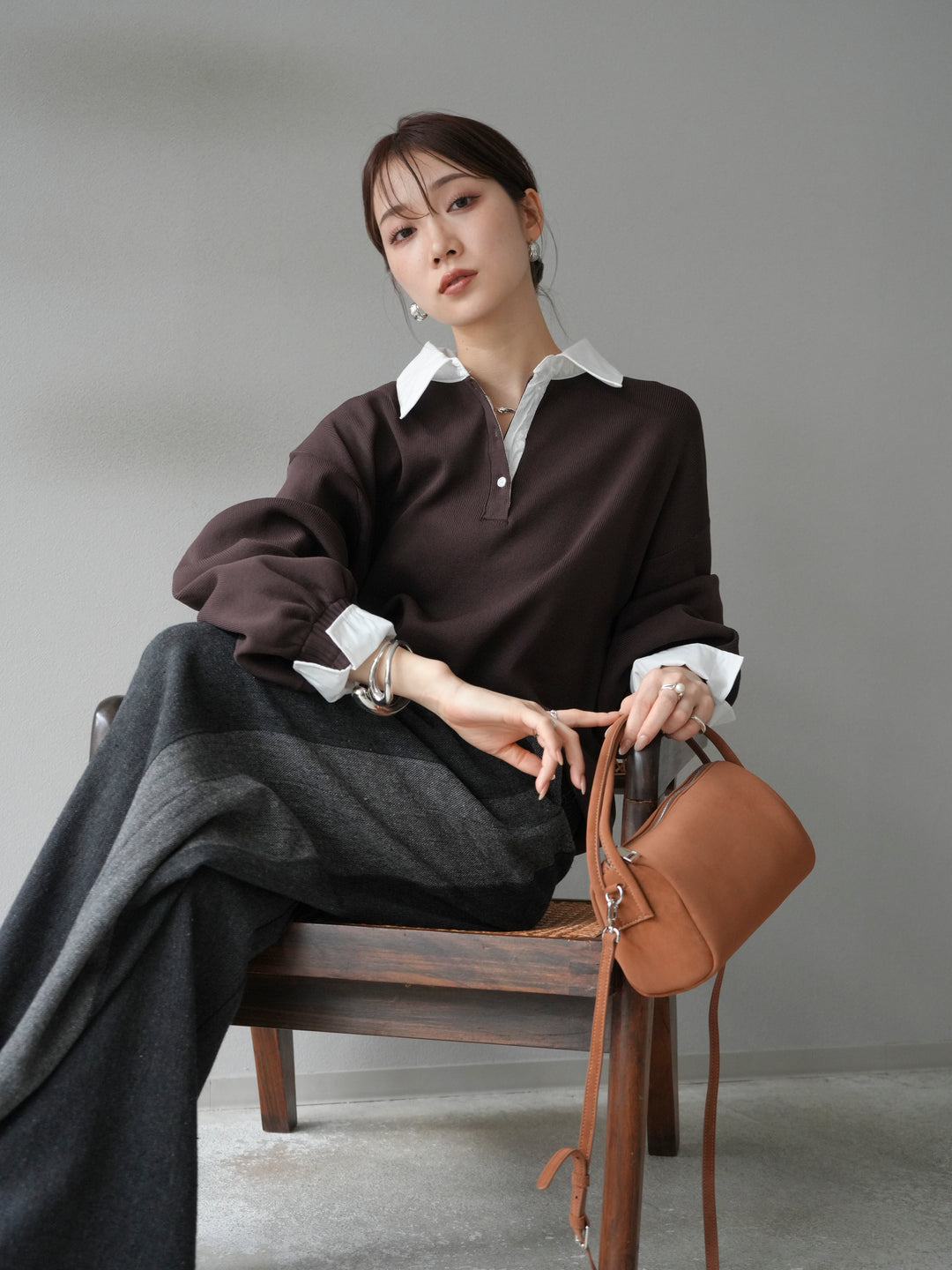 [預訂] 領口Polo針織套衫/棕色