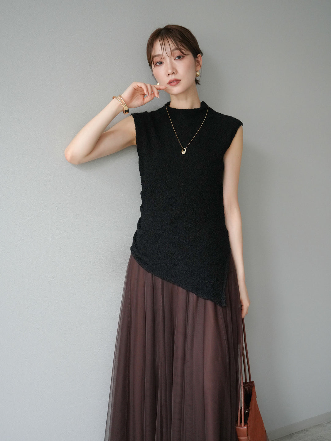 [SET]ブークレアシメニットノースリーブトップス+チュールボリュームスカート(2set)