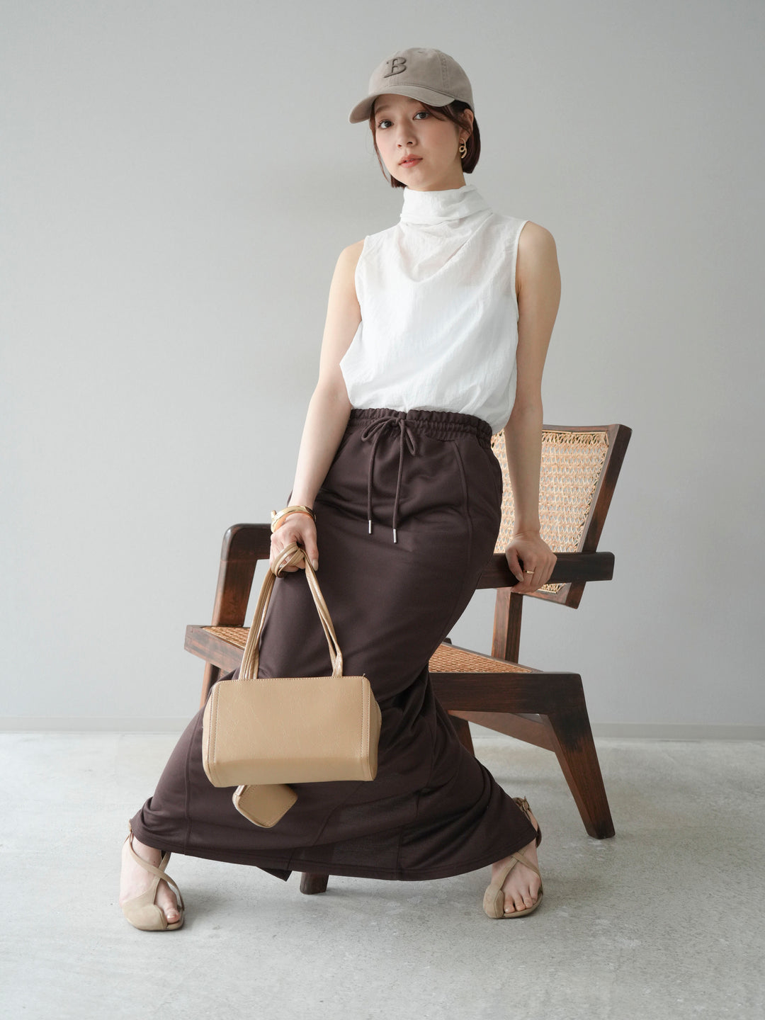 [SET] 後繫帶無袖上衣 + 運動長裙 (2set)