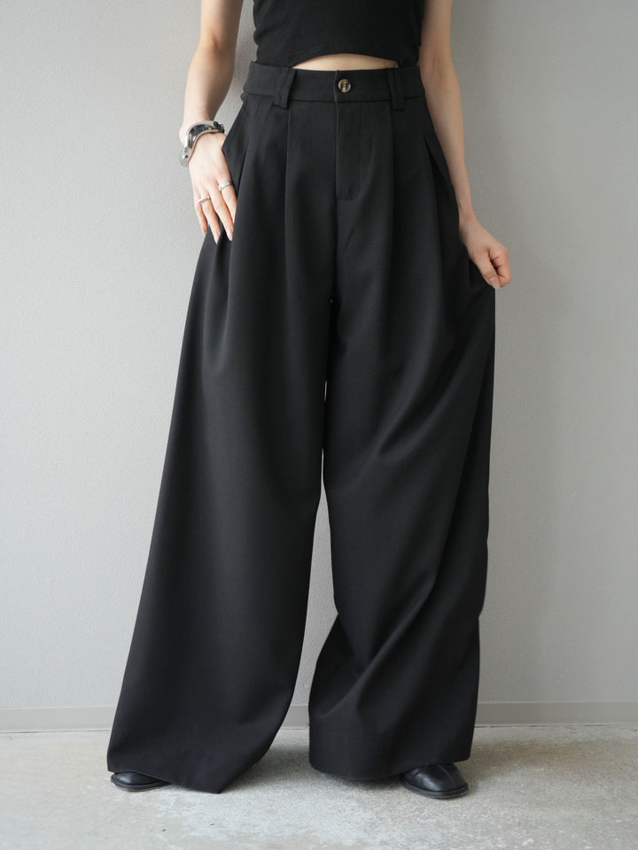[予約]ダブルタックワイドパンツ/ブラック