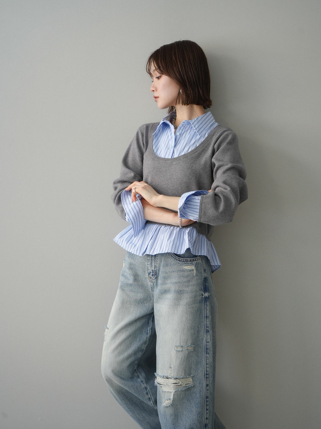 [予約]ストライプシャツUネックドッキングニットプルオーバー/graybluestripeA