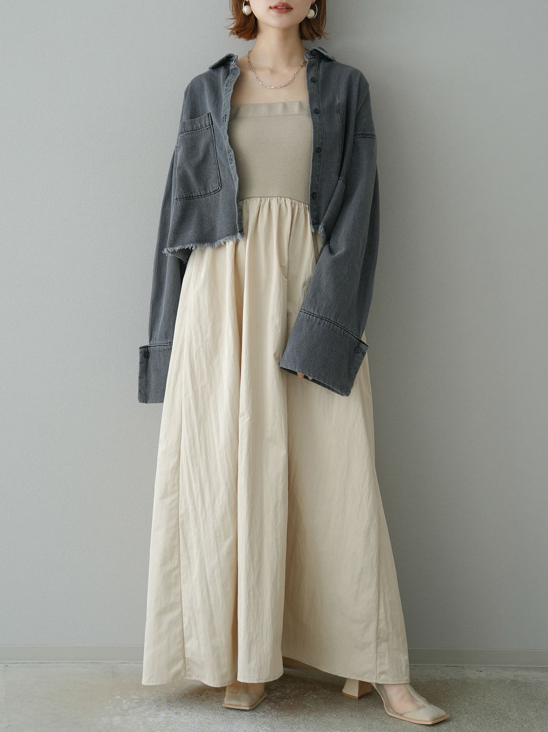 [預訂] 針織 x 塔夫綢小熊洋裝/米色