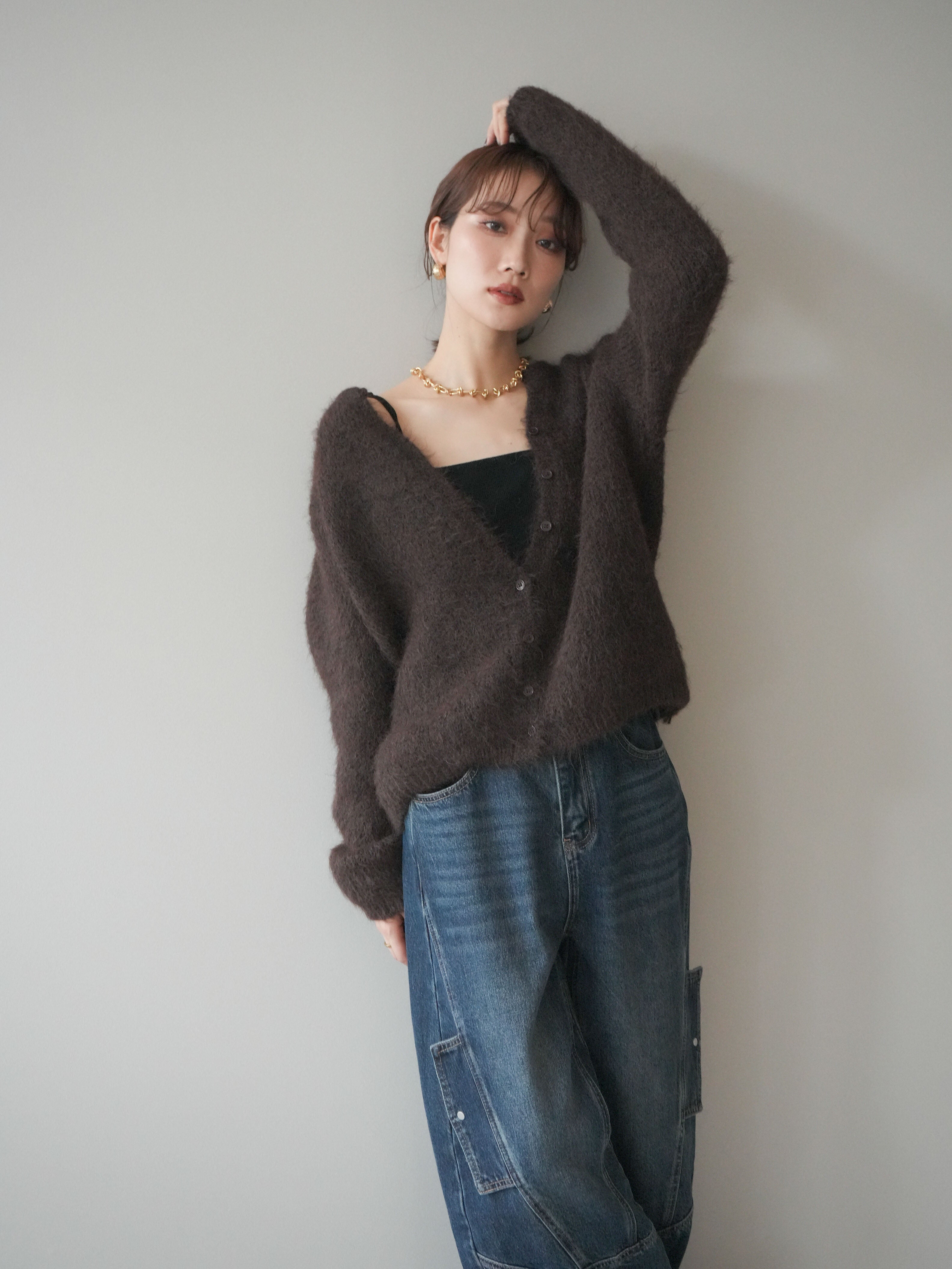 予約]キーネックシャギーニットカーディガン/brown – Lumier