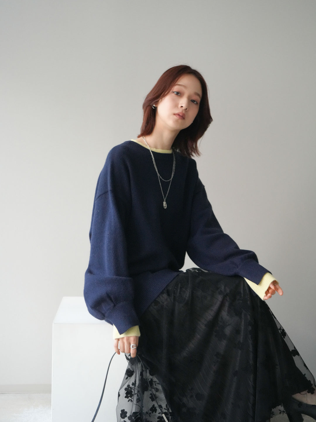 [SET]ヘンリーネック配色レイヤードニットプルオーバー+フラワーフロッキーチュールプリーツスカート(2set)