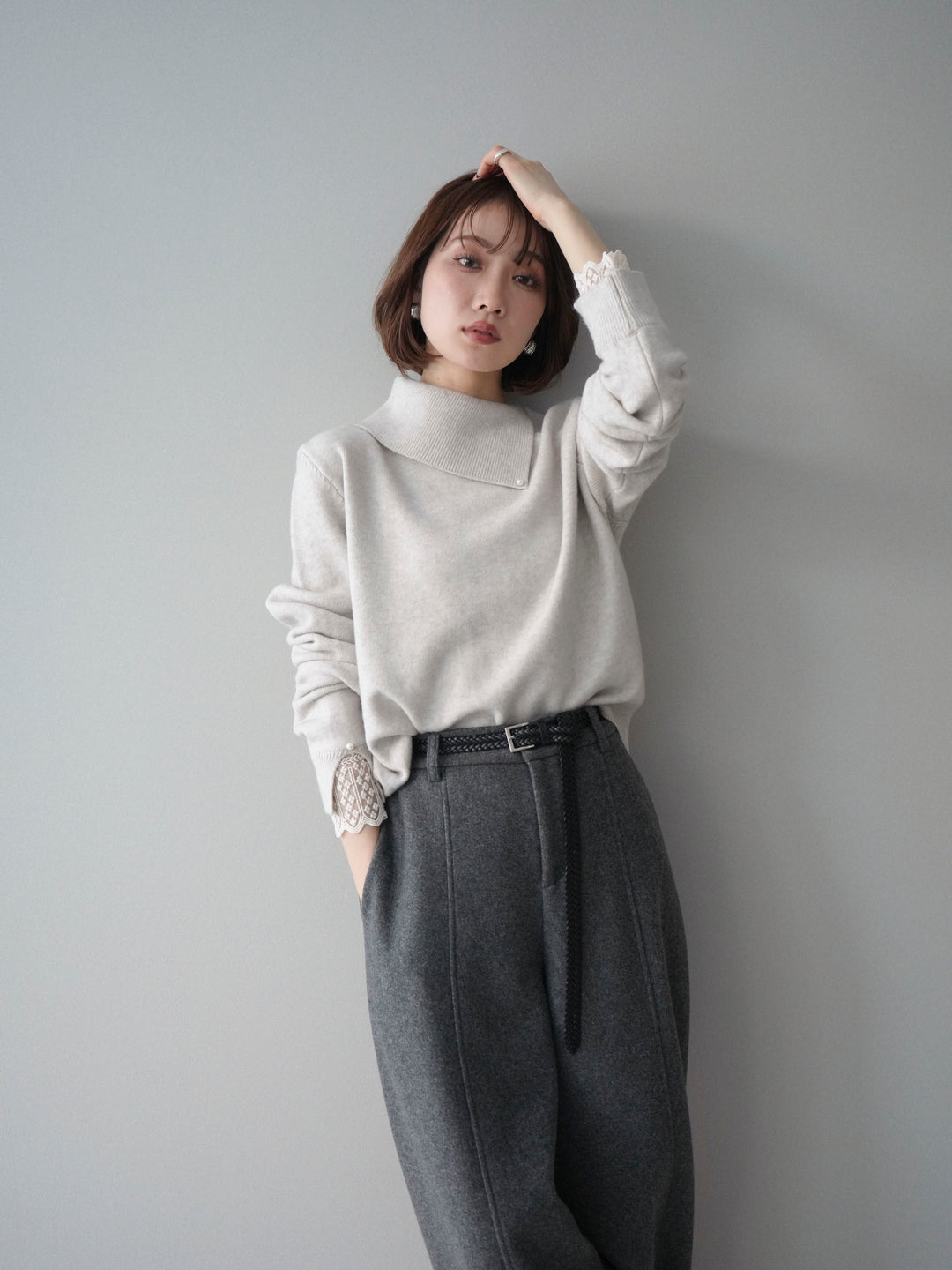 [SET]袖レースパール付き配色ニットトップス+ウールタッチカーブパンツ(2set)