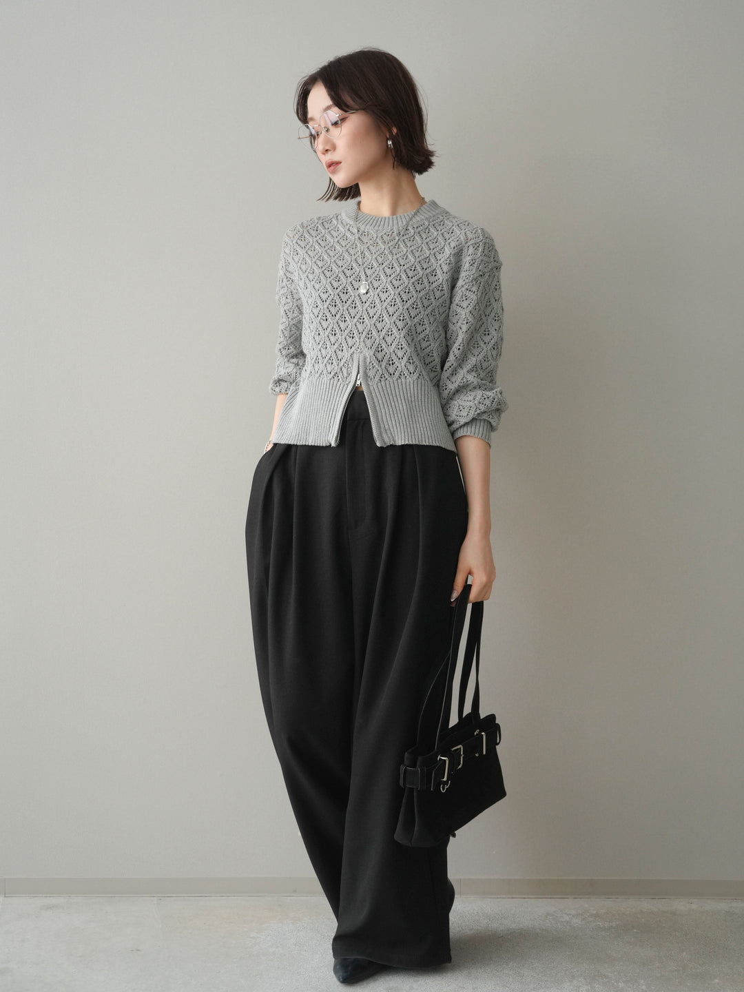 [予約]サテンベルトタックワイドパンツ/black