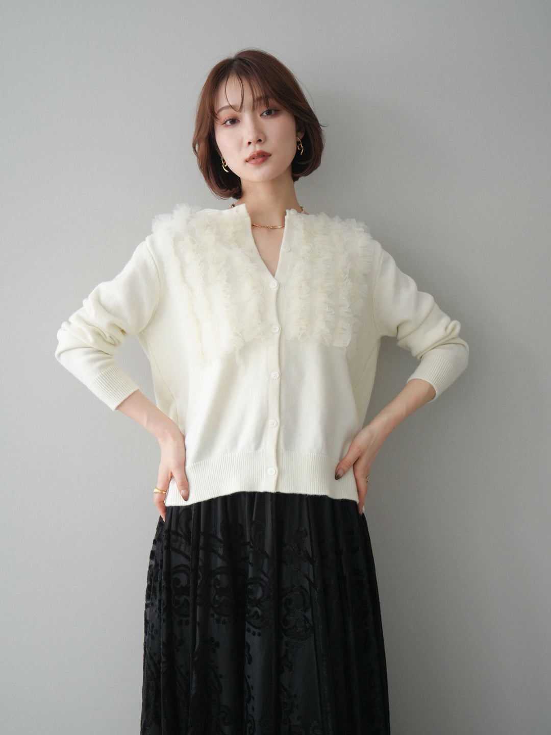 [SET]チュールフリルニットカーディガン+アンティーク柄フロッキーマキシスカート(2set)