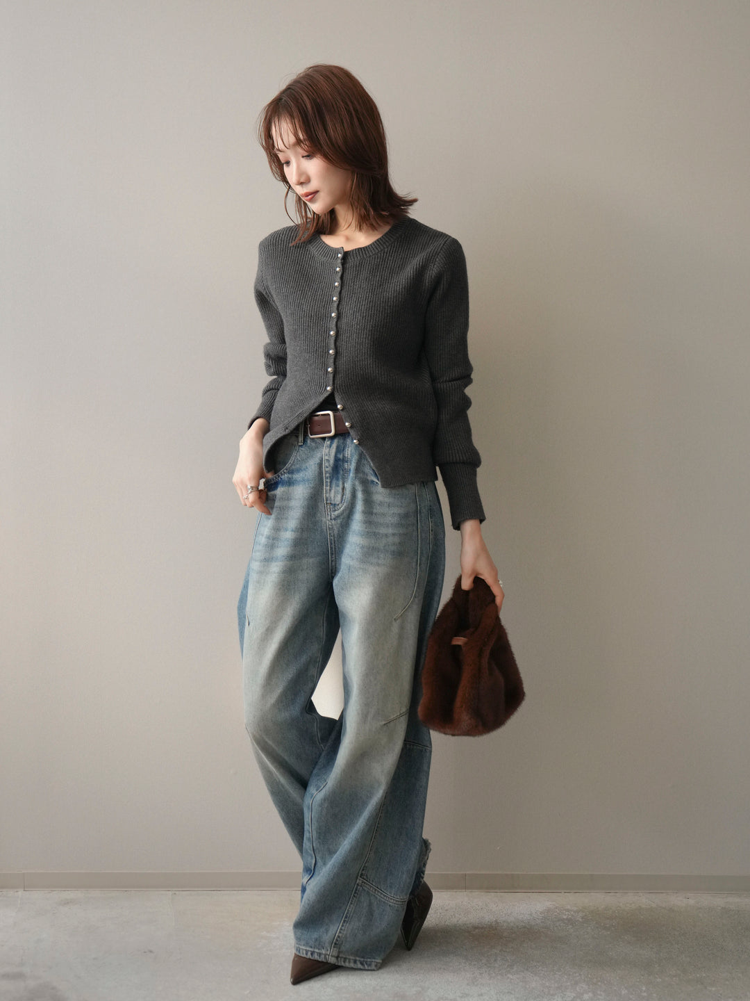 [SET]シルバーボタン畦編みニットカーディガン+ベルト付カーブデニムパンツ(2set)
