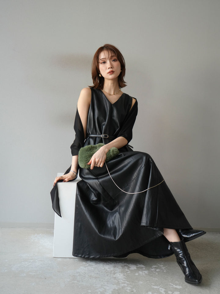 [予約]レザーAラインワンピース/ブラック