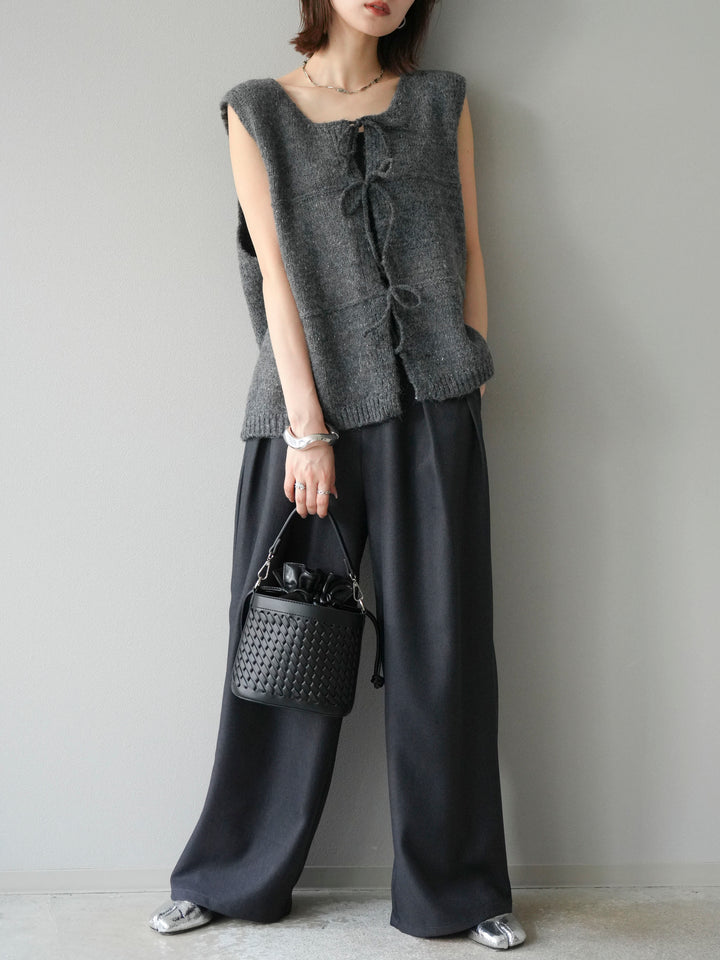 [予約]レザーパイピングタックワイドパンツ/グレー