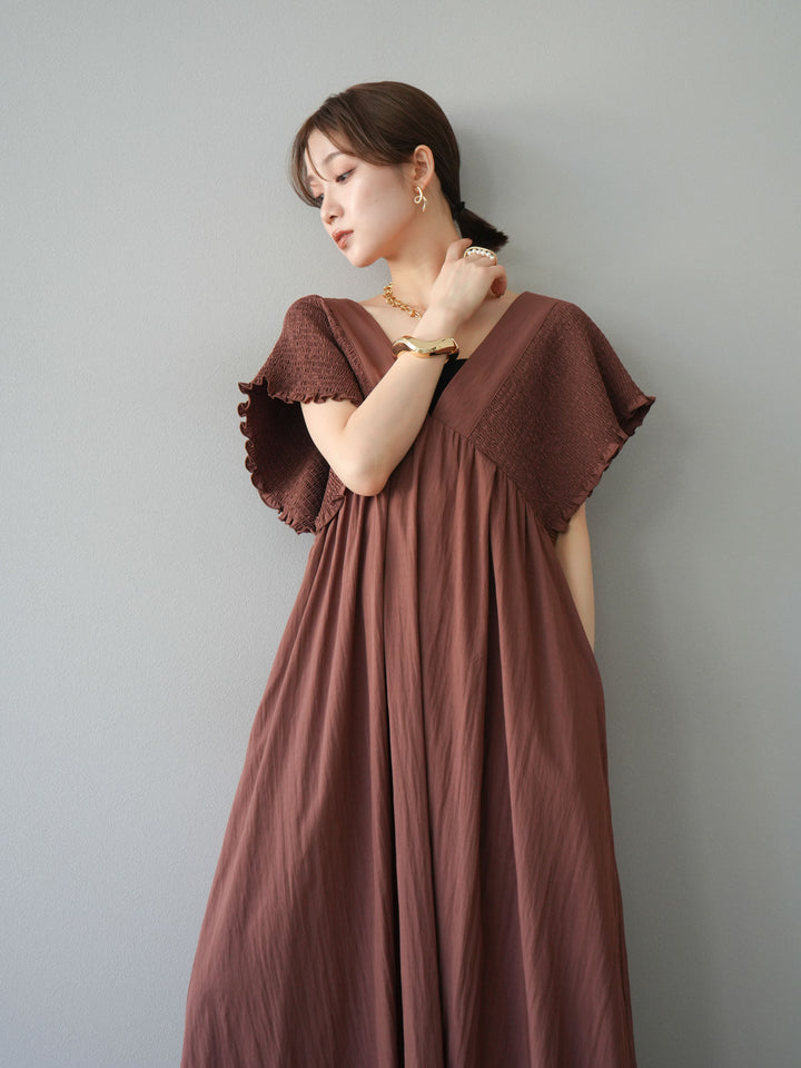 【預購】褶皺V領洋裝/棕色