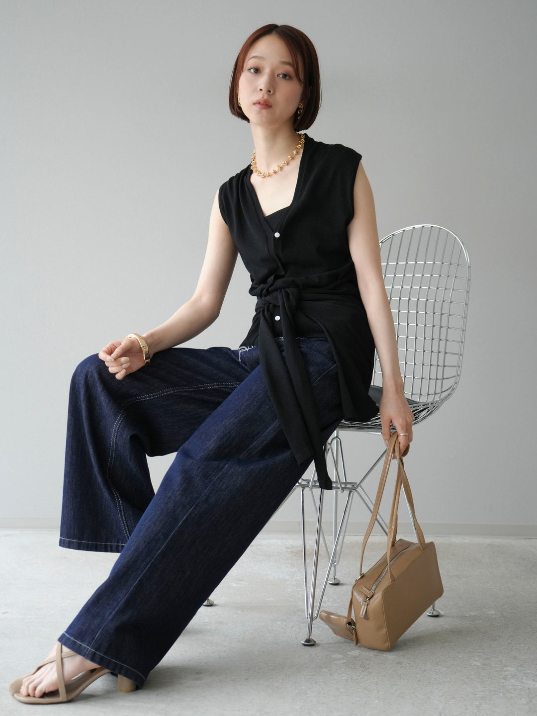 [SET]腰巻きデザインノースリーブニットカーディガン+ヒップデザインデニムパンツ(2set)