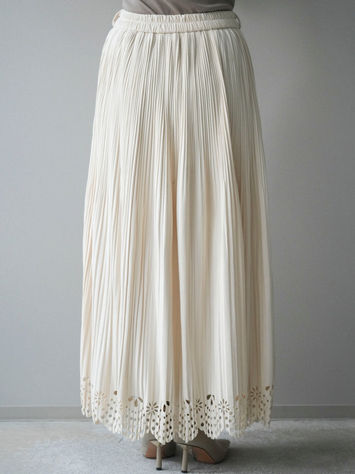[予約]パンチングデザインスエードプリーツスカート/ivory