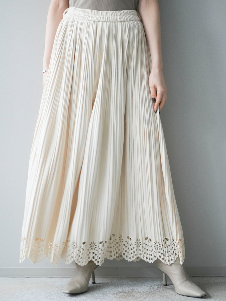 [予約]パンチングデザインスエードプリーツスカート/ivory