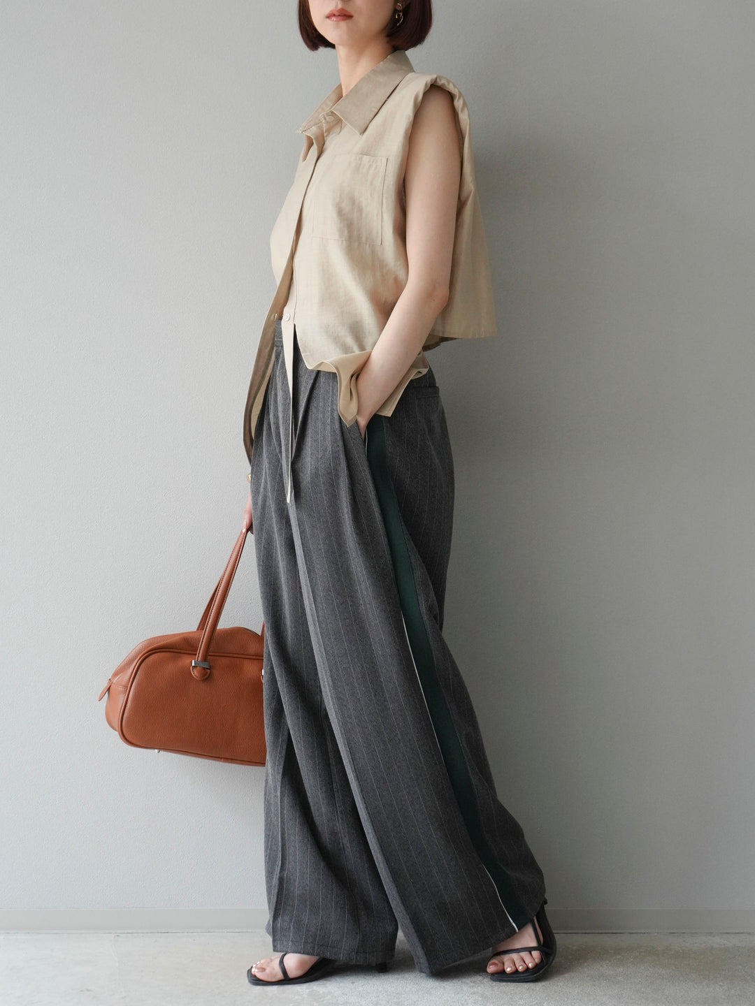 [予約]サイドラインストライプワイドパンツ/チャコール