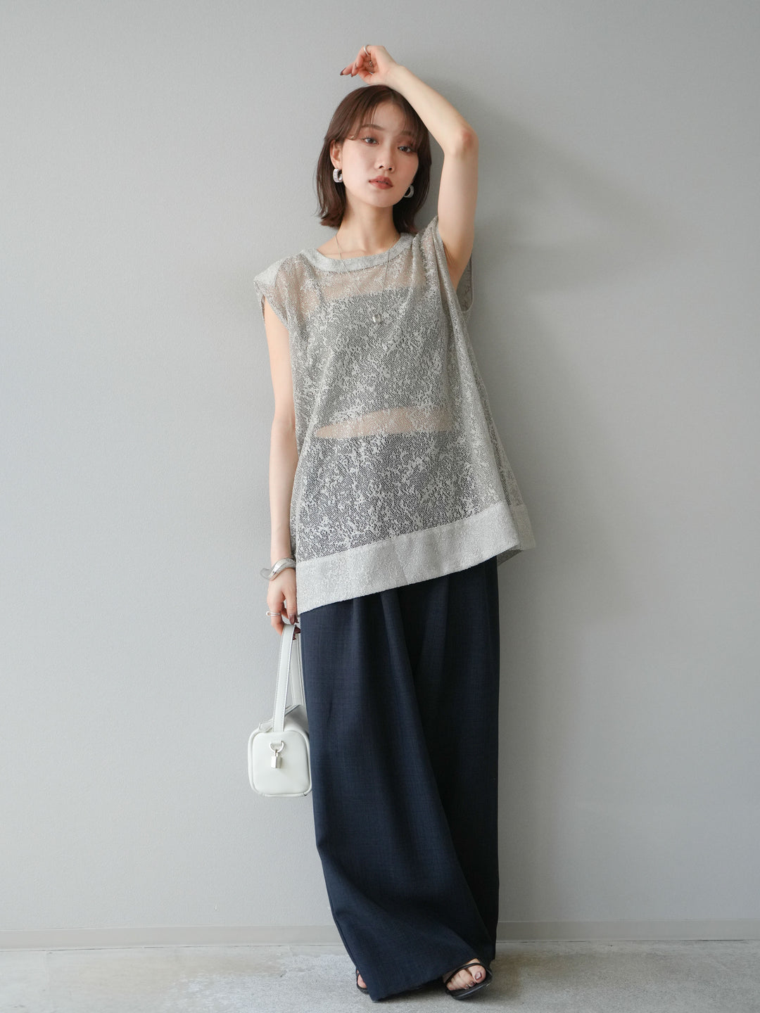 [予約]シャイニーレースプルオーバー/グレー