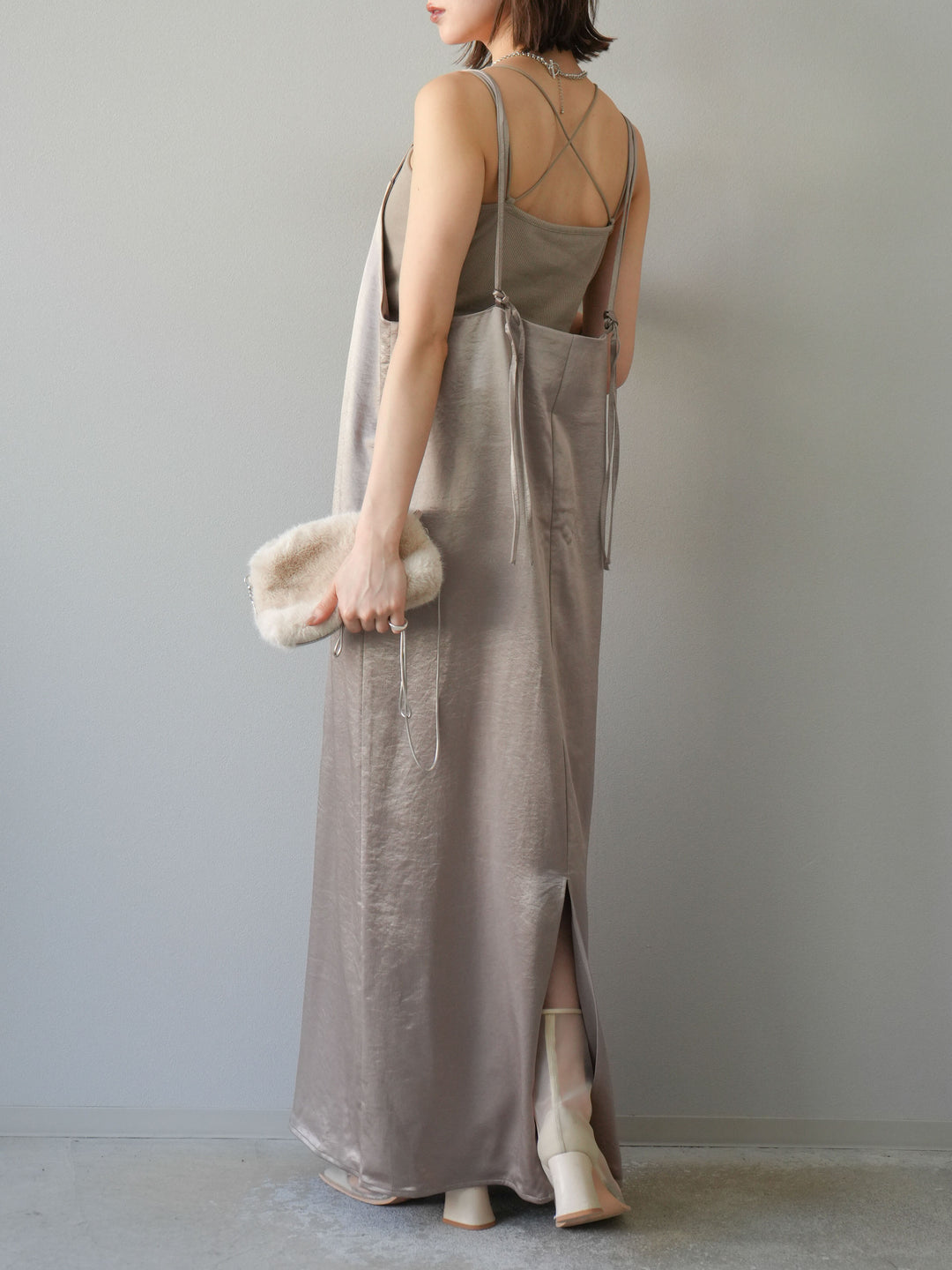 [予約]サテンキャミワンピース/グレージュ