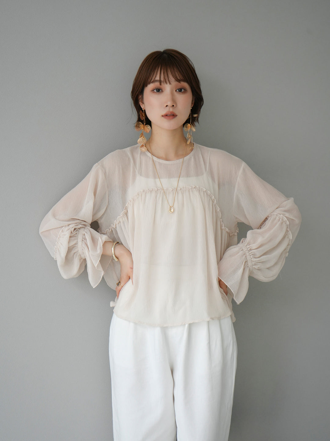 [SET] Willow sheer volume gathered blouse + selectable accessory set (2 sets)