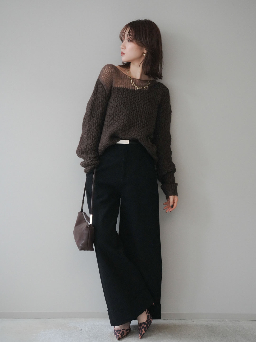 [予約]ベルト付き折り返しコットンツイルワイドパンツ/black