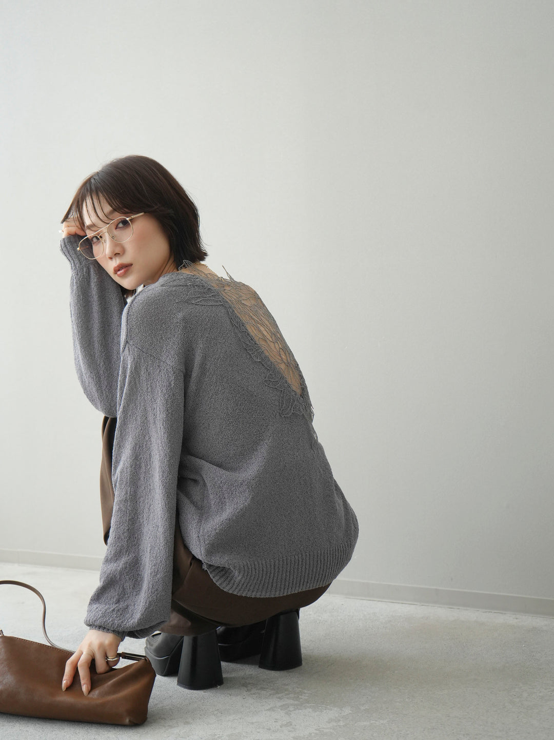 [予約]バックシアーフラワーレースニットプルオーバー/gray