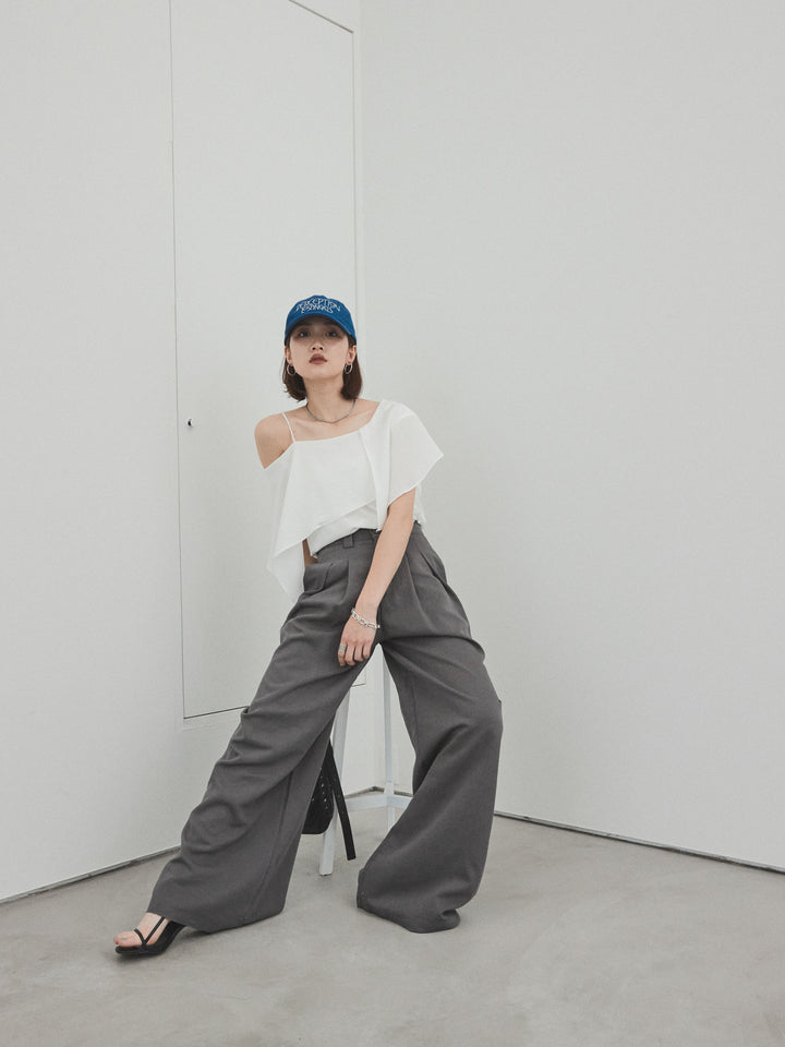 [予約]ワンショルラッフルブラウス/オフ