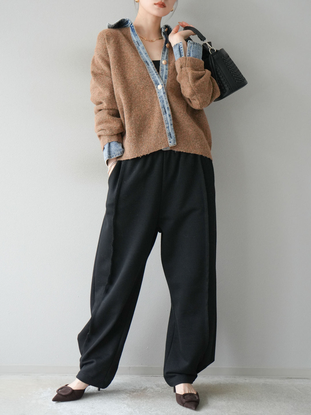 [SET]デニム襟ボタンニットカーディガン+2WAYデザインスウェットパンツ(2set)