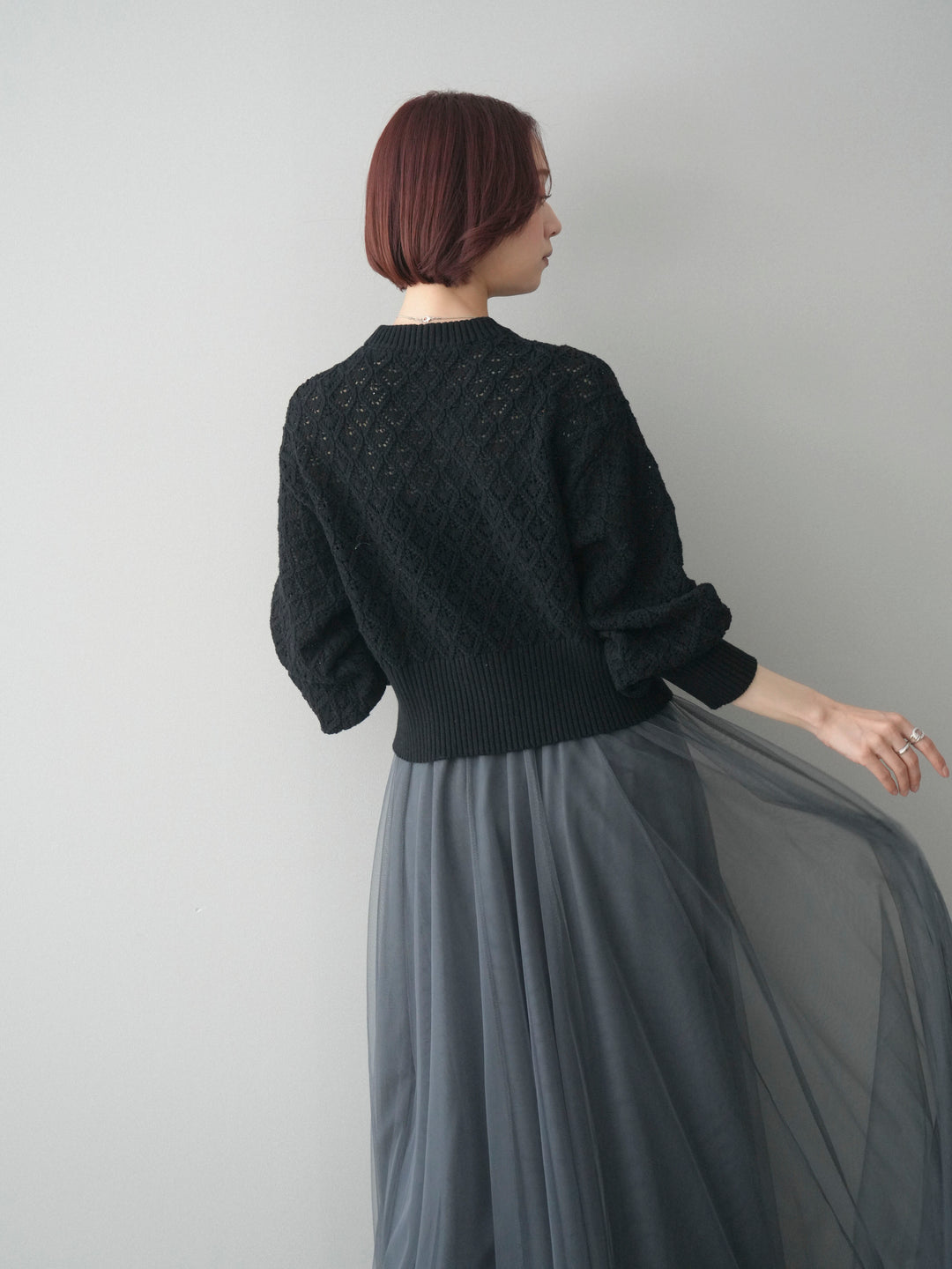 [予約]透かし編みフロントジップスリットニットプルオーバー/black