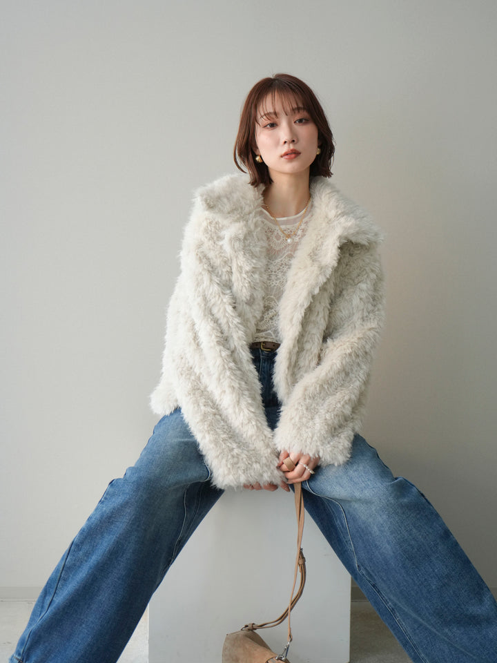 [予約]フェイクファー襟付きショートブルゾン/ivory